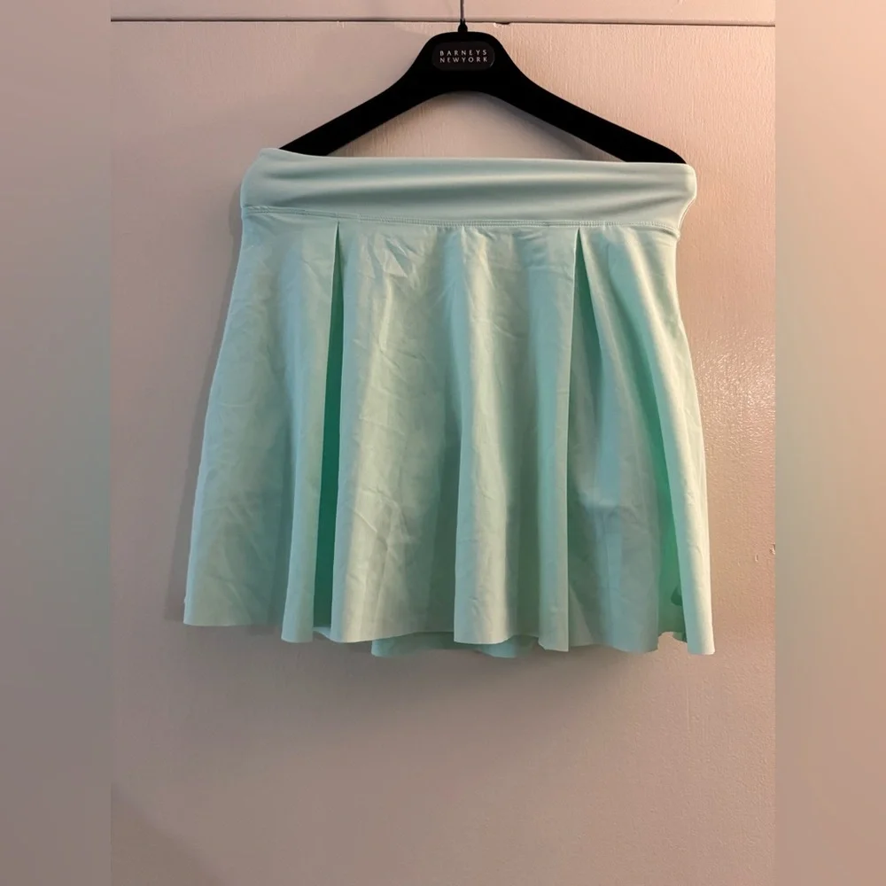 NWT Nike club dri-fit golf skort skirt, built in shorts, in pastel mint Sz Small